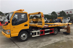 美溪哪里有拖车服务